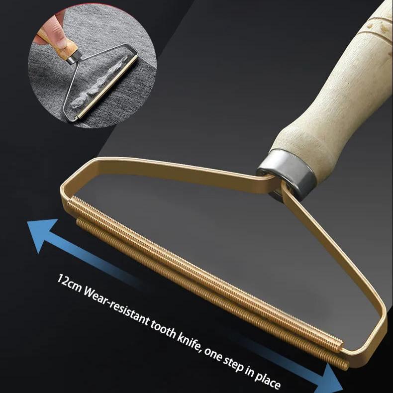 מעלים את שערות בעלי החיים במעבר אחד