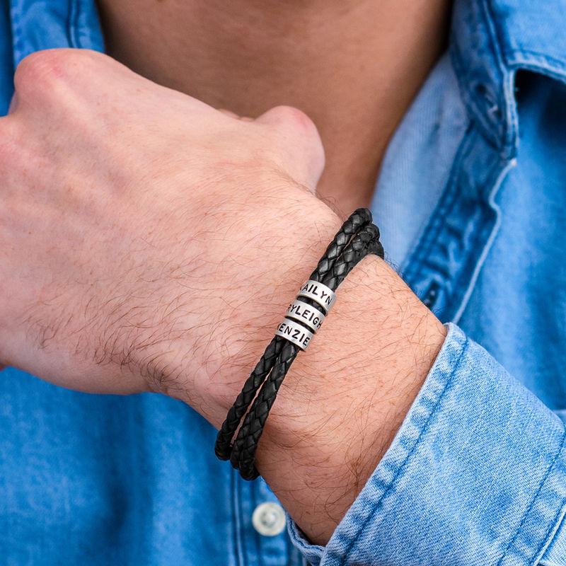 Bracciale da Uomo in Pelle Nera – Personalizzabile con Finiture in Argento o Oro 